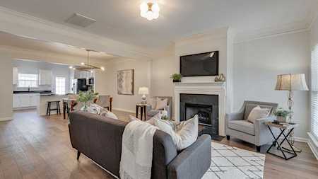 807 Hobbit Ln Nashville, TN 37211