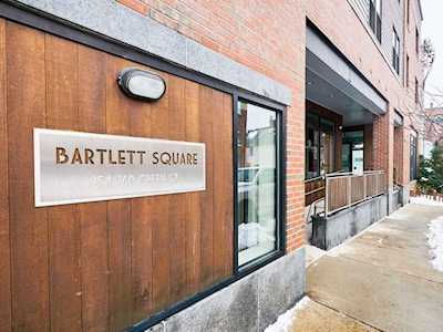 156 Green St #303 Boston, MA 02130