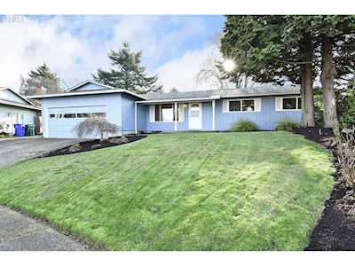 3210 NE Robin Ct Gresham, OR 97030