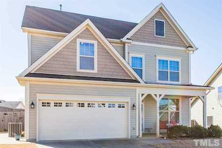 873 Bartek Court Fuquay Varina, NC 27526