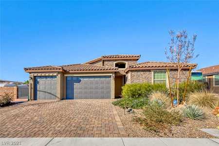 5121 Bronco Ln Las Vegas, NV 89130