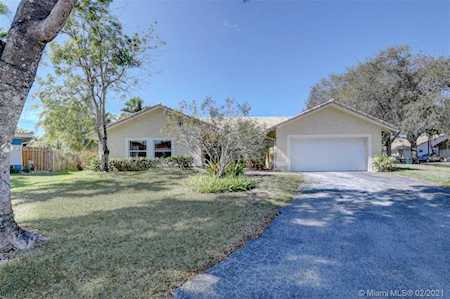 10866 NW 7th St Coral Springs, FL 33071