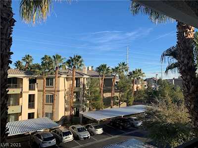 7163 Durango Dr #302 Las Vegas, NV 89113