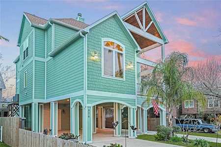 904 Cedar Rd Clear Lake Shores, TX 77565
