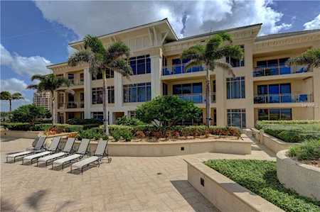 470 Mandalay Ave #405 Clearwater Beach, FL 33767
