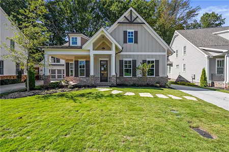 5730 Vineyard Park Trl Norcross, GA 30071