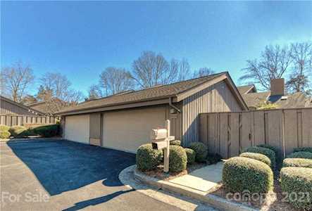 5009 Sunningdale Ct Charlotte, NC 28226