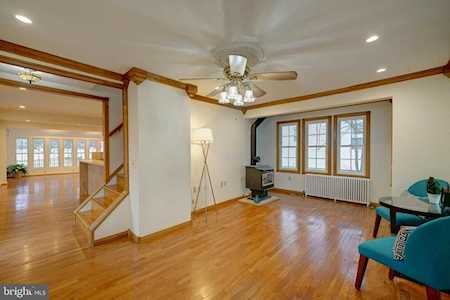 411 Laurel Ave Laurel, MD 20707