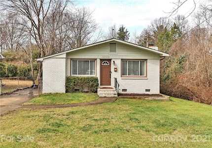 3335 Dunaire Dr Charlotte, NC 28205