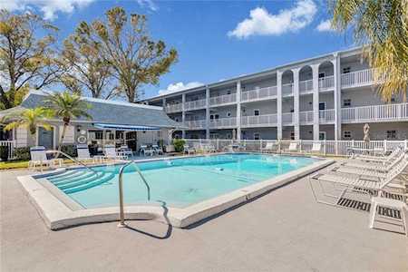 1706 Belleair Forest Dr #122 Belleair, FL 33756