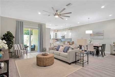 813 Grand Cypress Ct N Tarpon Springs, FL 34689