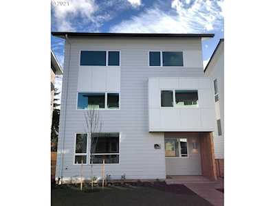 6624 SE 62nd Ave Portland, OR 97206