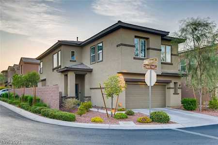 7611 Phoenix Peak St Las Vegas, NV 89166