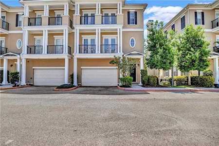 380 Newbury PLACE N St Petersburg, FL 33716