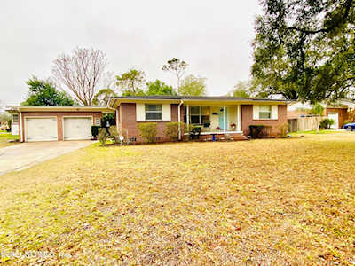 1006 Brookmont Ave Jacksonville, FL 32211