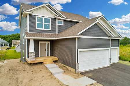 6755 Redwood Avenue Lino Lakes, MN 55038