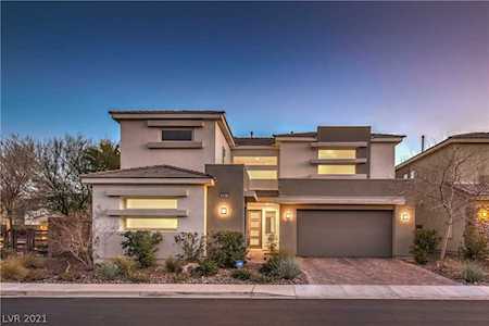 8581 New Grove Ln Las Vegas, NV 89113