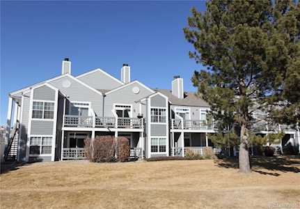 7457 Singing Hills Dr Boulder, CO 80301