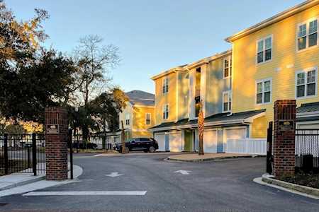 1900 Belle Isle Ave Mount Pleasant, SC 29464