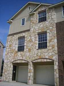 1402 Parker LN #8-1 Austin, TX 78741