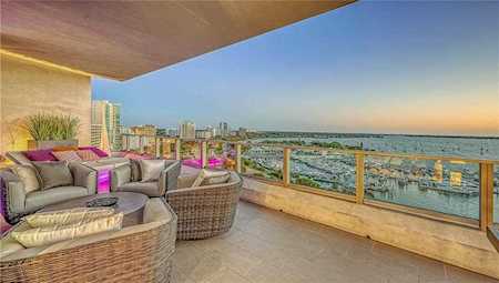 1155 N Gulfstream Ave #1207 Sarasota, FL 34236