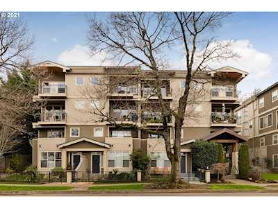 3129 N Willamette Blvd #207 Portland, OR 97217