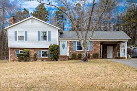 832 Myrtle Clark Kelly Rd Mount Holly, NC 28120
