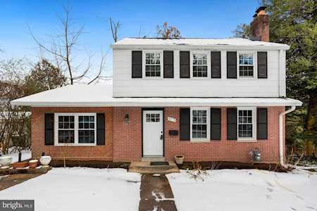 913 Madison St Arlington, VA 22205