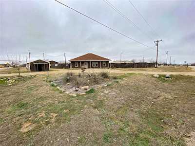 9101 Giant Drive Joshua, TX 76058