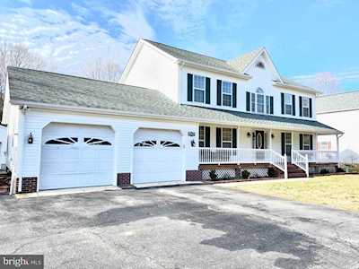 47877 Waterview Dr Saint Inigoes, MD 20684
