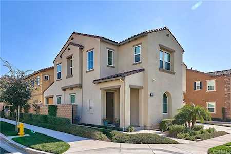 11 Torosa Lake Forest, CA 92630