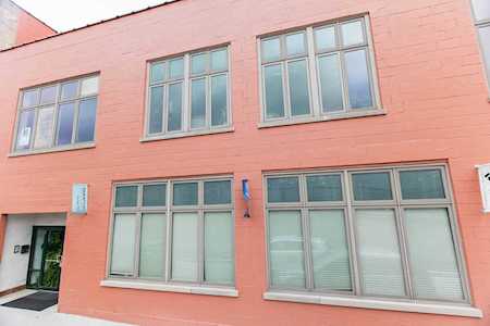 2418 W Bloomingdale Ave #201 Chicago, IL 60647