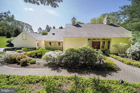 000 Confidential Ave. Greenville, DE 19807