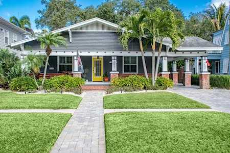 2921 W Wallcraft Ave Tampa, FL 33611