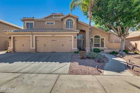 1249 W Islandia Drive Gilbert, AZ 85233