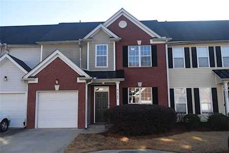 2548 Avery Park Circle Doraville, GA 30360