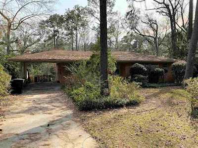 1403 Chocksacka Nene Tallahassee, FL 32301