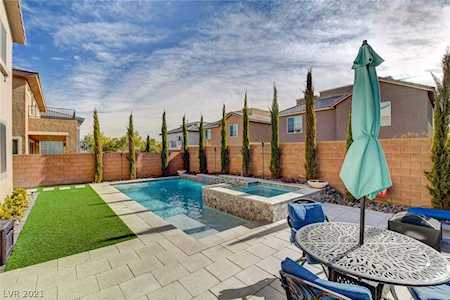 10509 Sparks Summit Ln Las Vegas, NV 89166