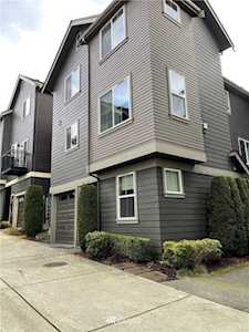 327 NE Eaton Ln Issaquah, WA 98029