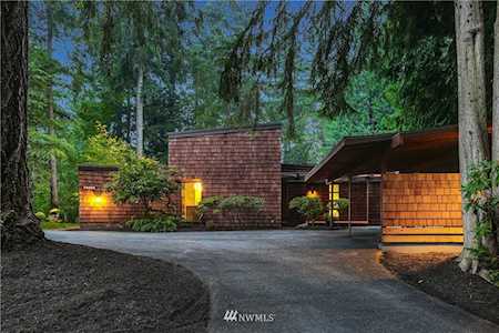14450 NE 16th Place Bellevue, WA 98007
