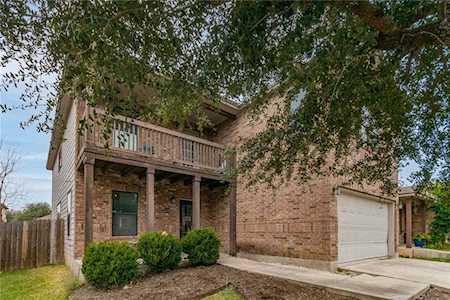 5800 Alomar CV Del Valle, TX 78617