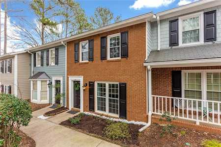 119 Courtyard Terrace Roswell, GA 30075