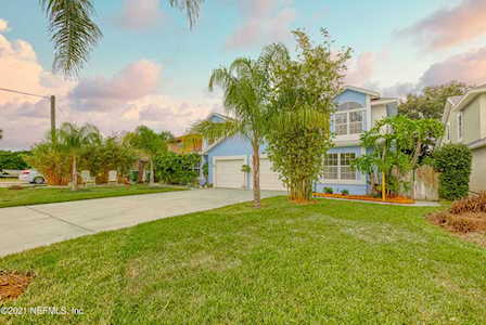 633 10th Ave Jacksonville Beach, FL 32250