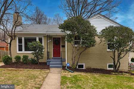 6095 Wilson Blvd Arlington, VA 22205