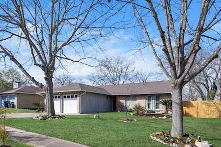 2806 Nordham DR Austin, TX 78745