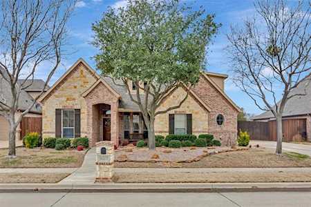 8117 Canyon Oak Drive North Richland Hills, TX 76182