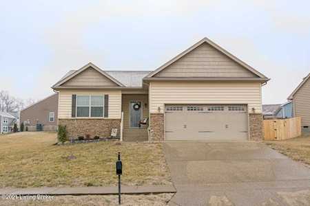 2110 Two Springs Dr Shelbyville, KY 40065