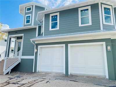 211 81st St #A Holmes Beach, FL 34217