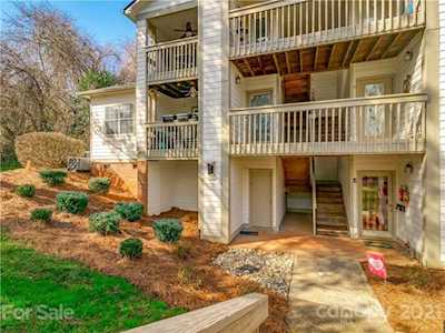1052 Churchill Downs Ct Charlotte, NC 28211