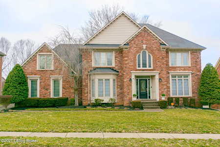 909 Lake Forest Pkwy Louisville, KY 40245